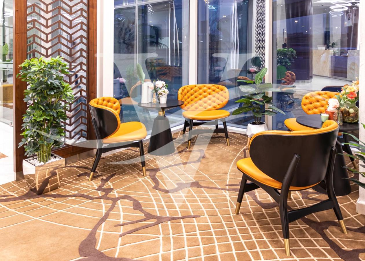 Viola Hotel Apartments Šardžá Exteriér fotografie